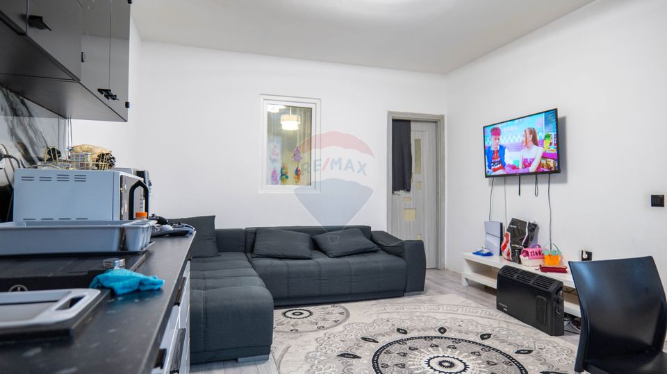 4 room House / Villa for sale, Periferie area