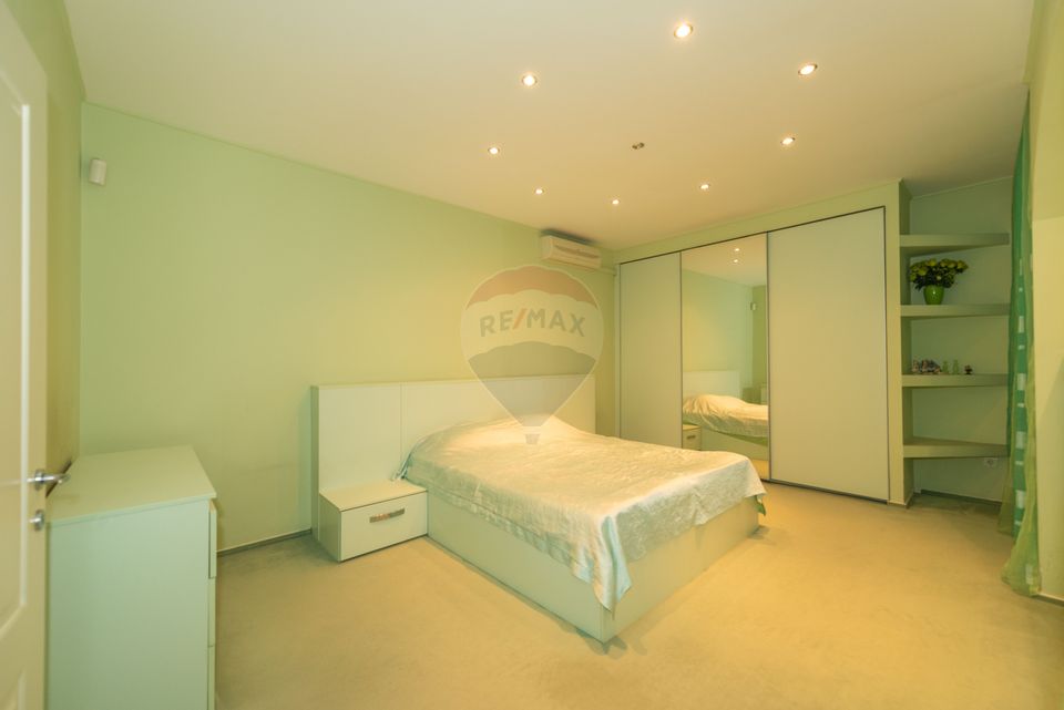 Apartment 3-4 rooms, ground floor villa 2009 Mosilor subway Obor