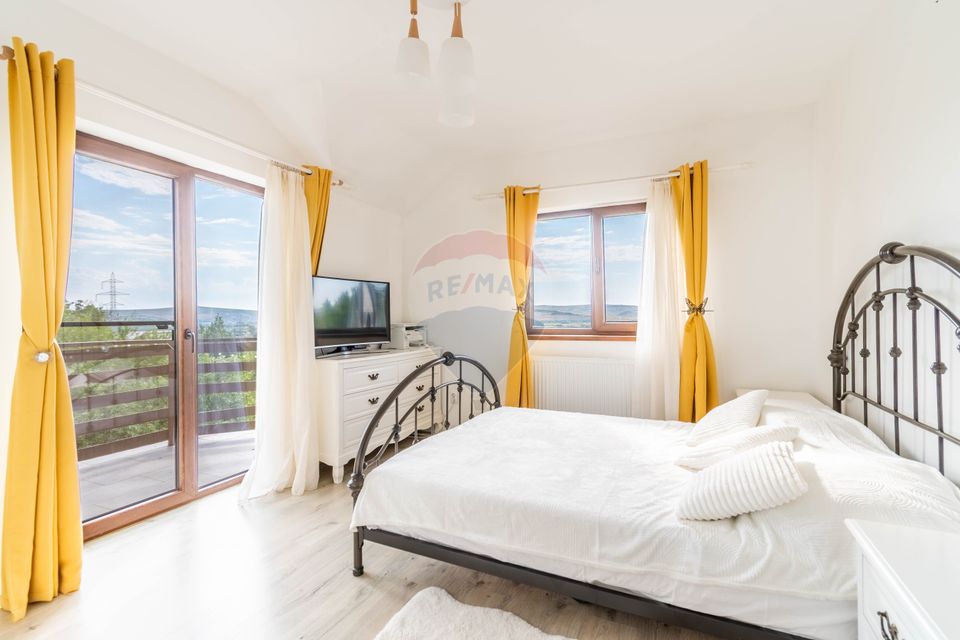 4 room House / Villa for sale