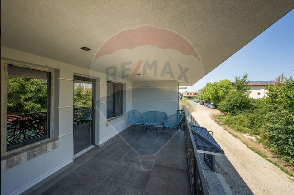 5 room House / Villa for sale