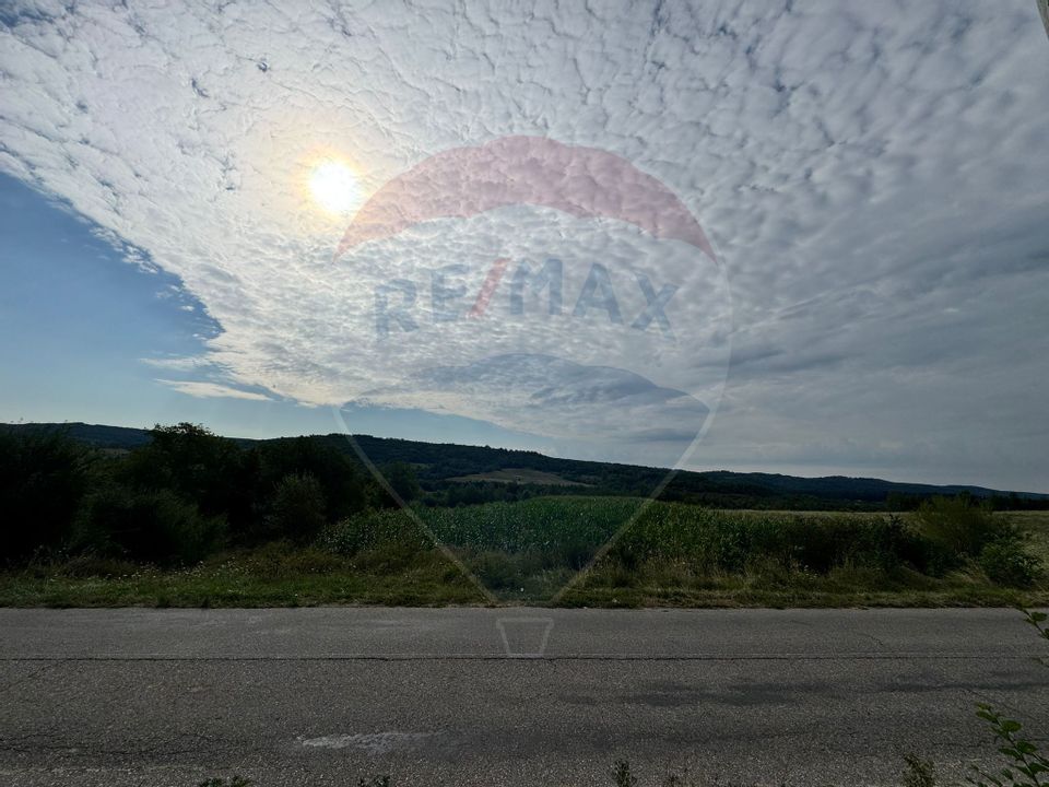 Teren spectaculos de vânzare în Drăghici