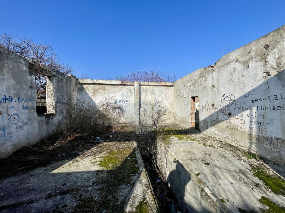 600sq.m Industrial Space for sale