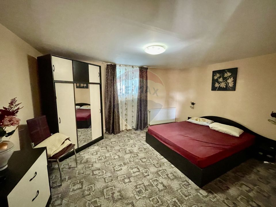 6 room House / Villa for sale