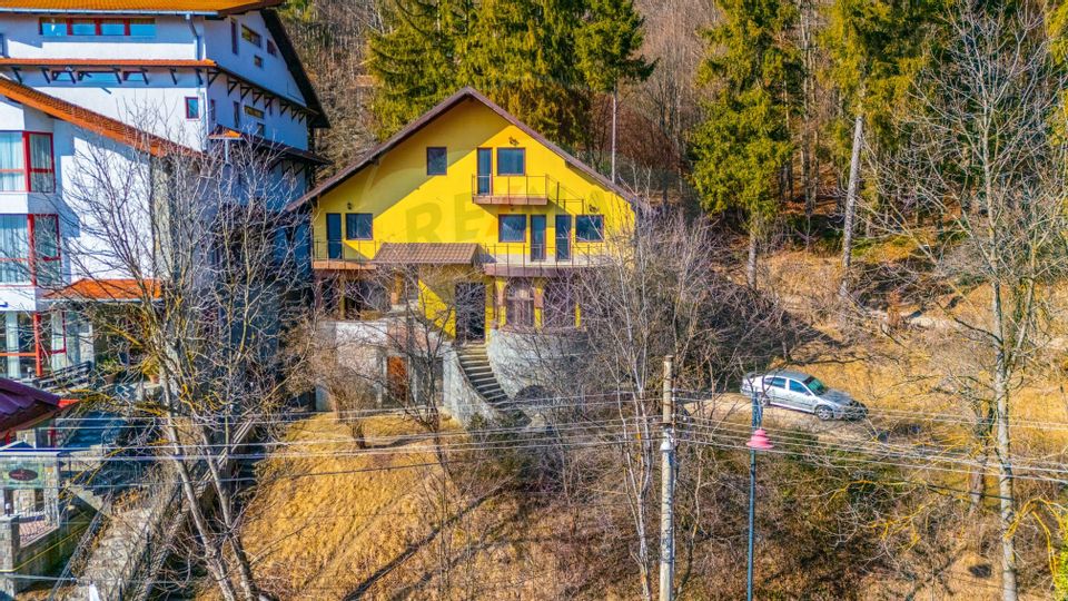 VILA! Investitie - pretabil pensiune SINAIA- zona apreciata turistic!