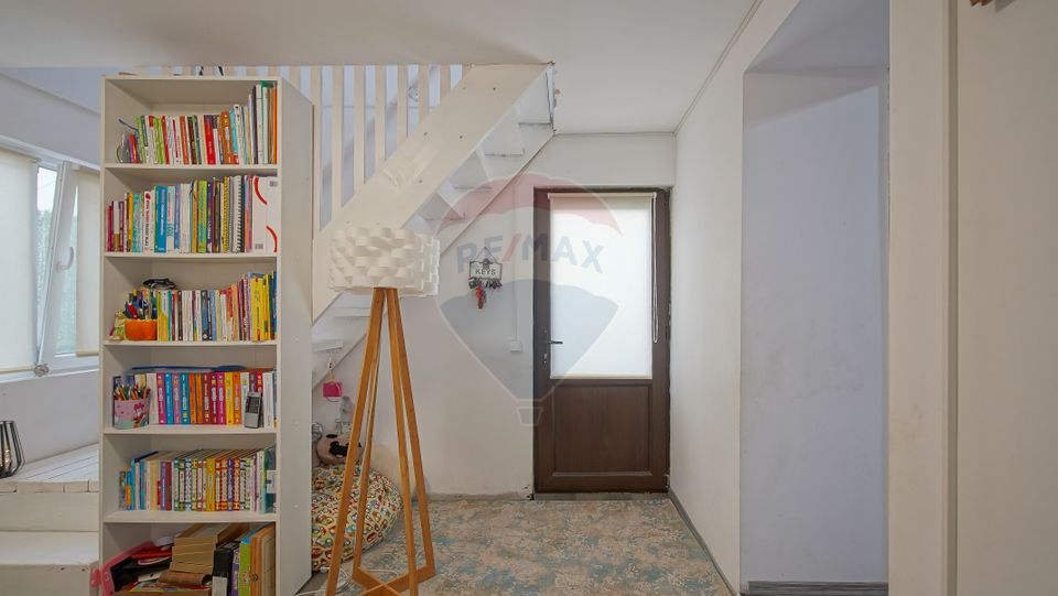 Vila cu 9 dormitoare şi 7 băi în Stupini, Brașov