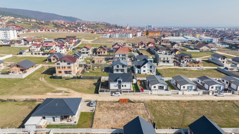 Comision 0% | Teren pentru casa ta, într-o zonă liniștită din Codlea