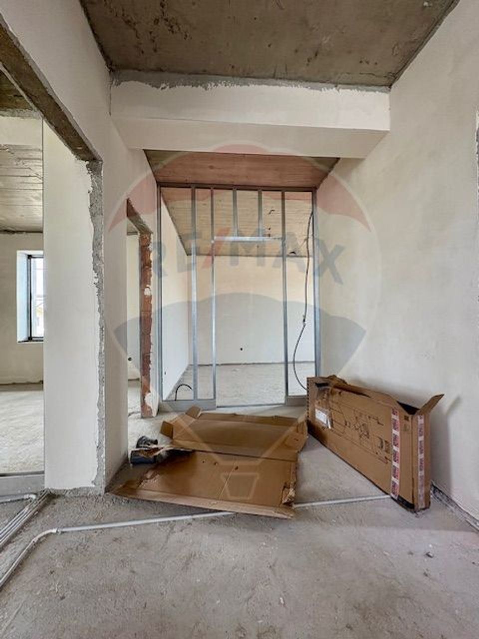 Vilă frumoasa cu 5 camere, 700 mp currte si pompa de caldura - Saftica