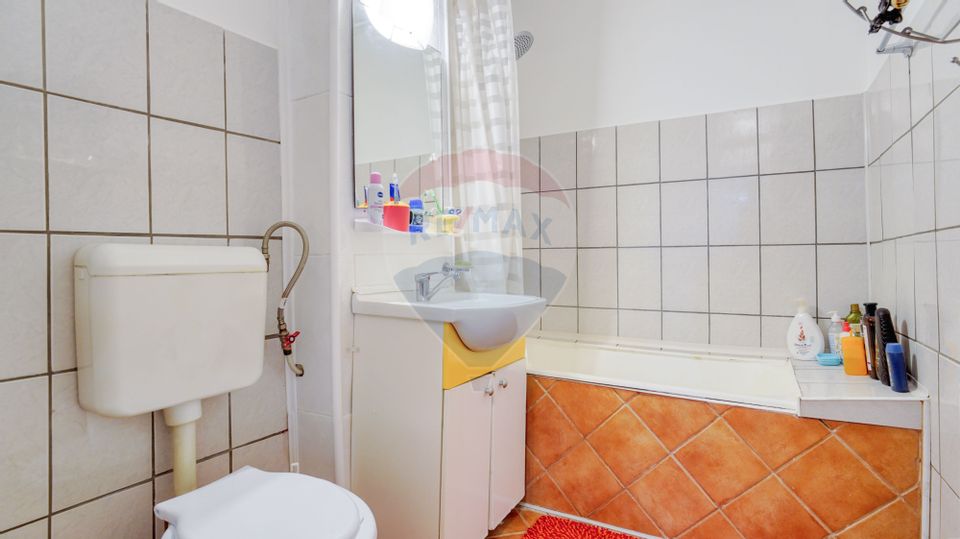 Apartament cu 4 camere de vânzare | Etaj 2 | Tractorul |