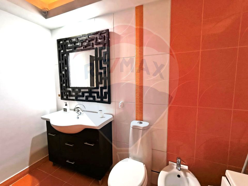 Apartament cu 3 camere de închiriat în zona Km 5