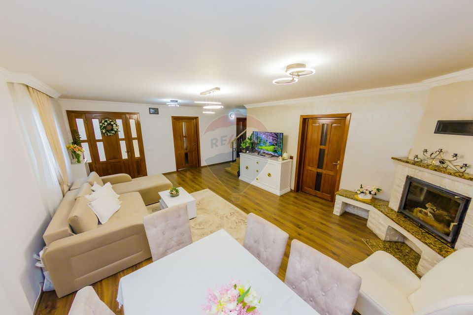 CASA DE VIS DE VANZARE IN COLTIREA