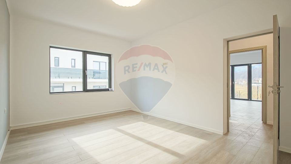 Casă modernă Bunloc, vedere Bucegi, 186 mp, comision 0