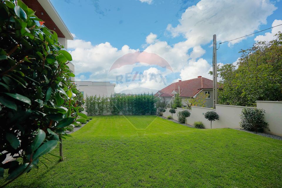 5 room House / Villa for sale, Dealuri Oradea area