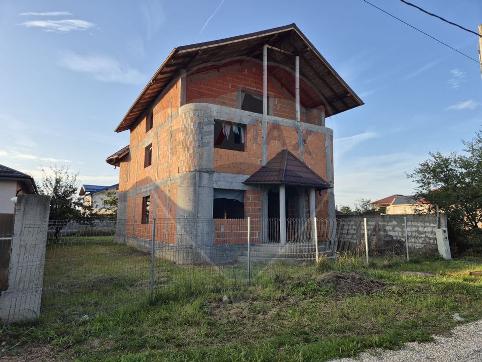 Casă / Vilă de vanzare 360 mp-la rosu, Ciolpani/Ilfov