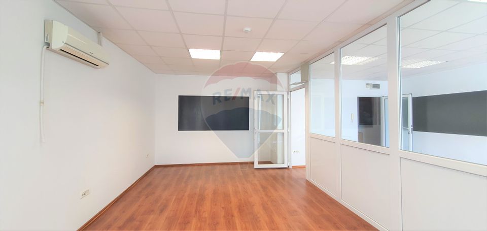 62sq.m Office Space for rent, Central area