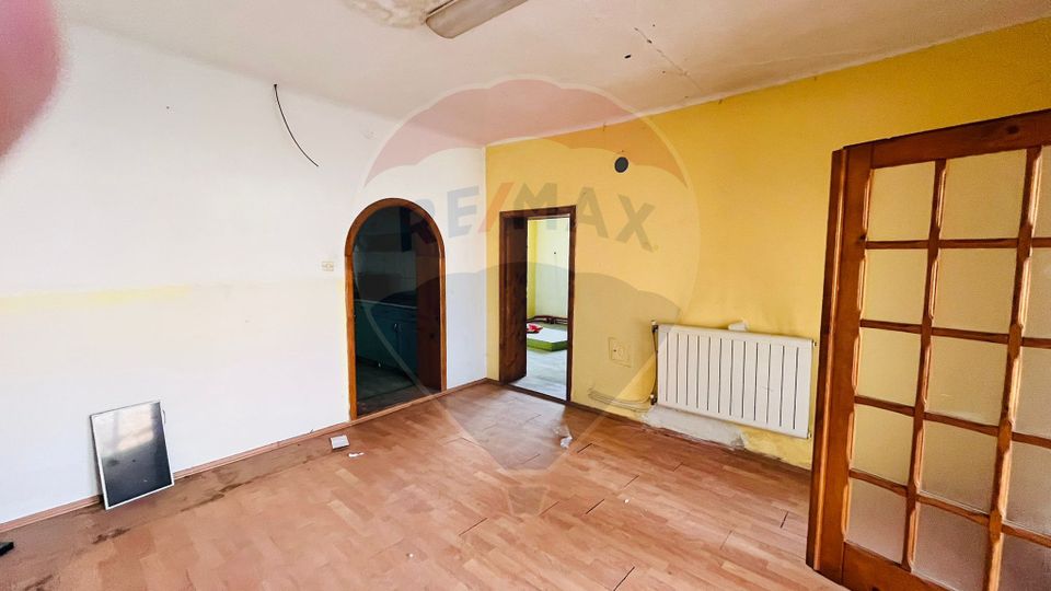 Casă / Vilă cu 4 camere de vânzare Santandrei