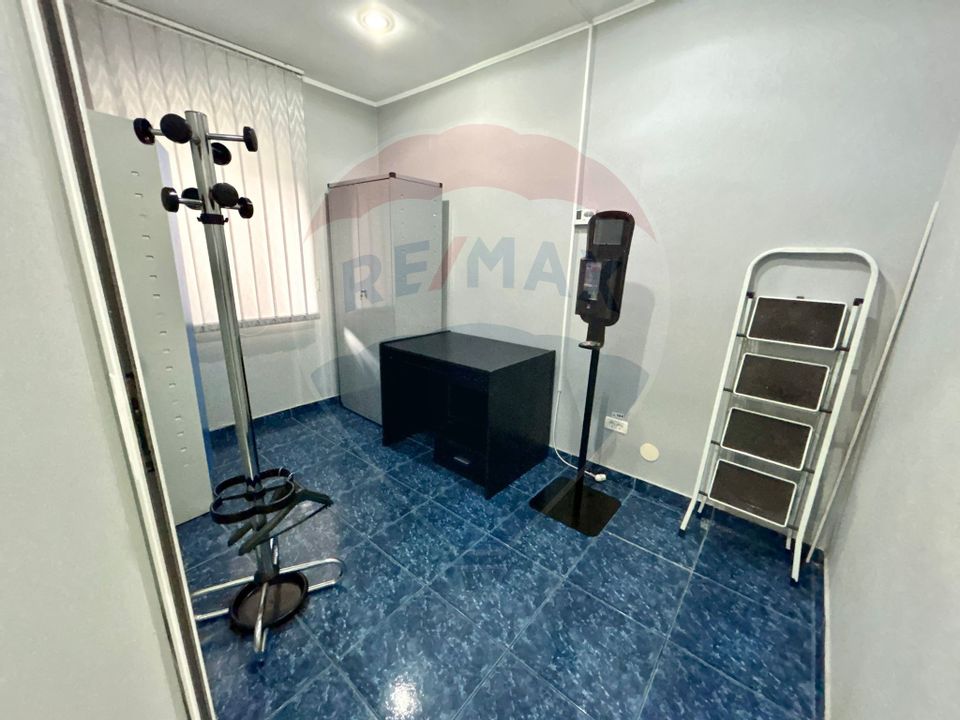 36sq.m Commercial Space for rent, Tomis Mall area