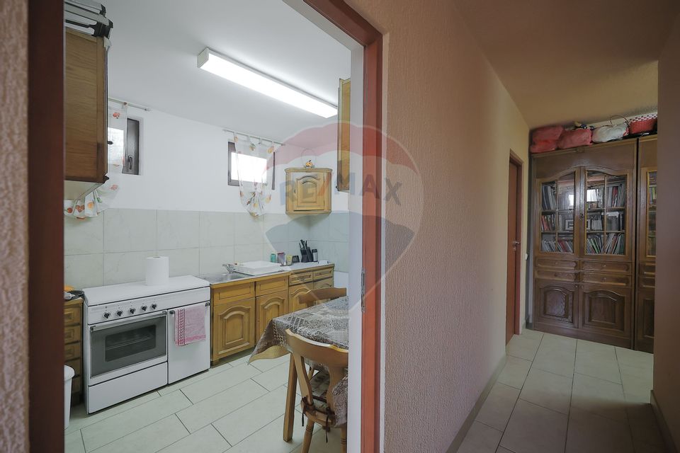 Vilă mediteraneană premium cu piscină, de vânzare, zona Dealuri Oradea