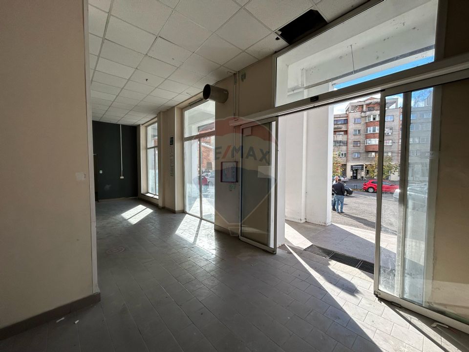 155sq.m Commercial Space for rent, Gheorgheni area