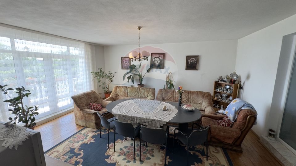 6 room House / Villa for sale, Sasar area