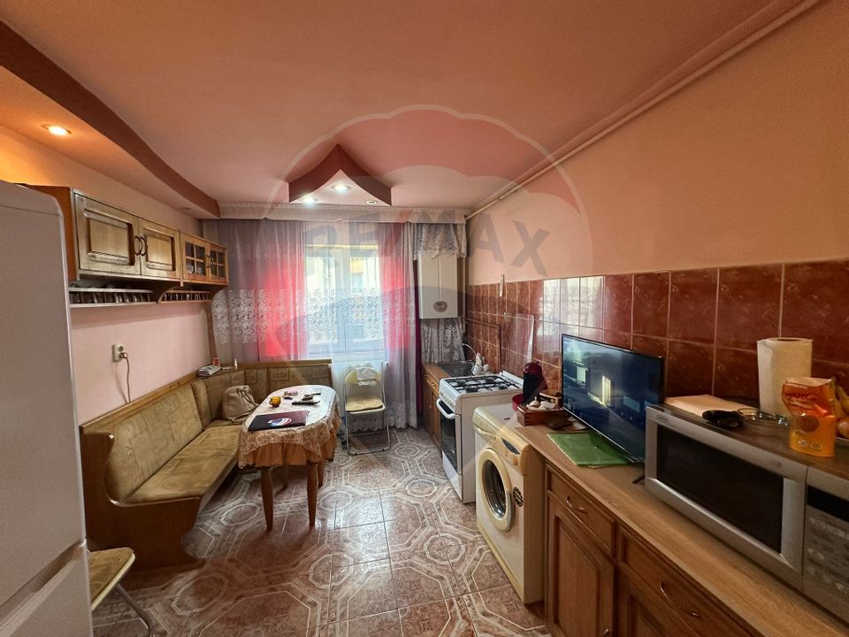 3 room Apartment for sale, Traian area