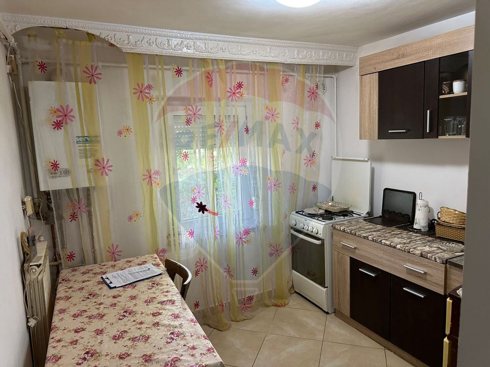 NOU PE PIAȚĂ - Apartament cu 3 camere decomandate