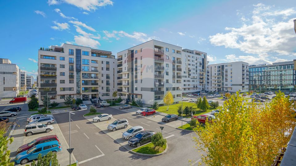 2 room Apartment for rent, Tractorul area