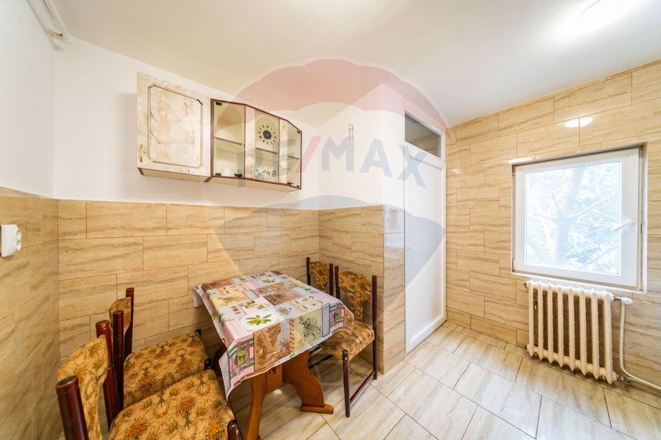 4 room Apartment for rent, Podgoria area