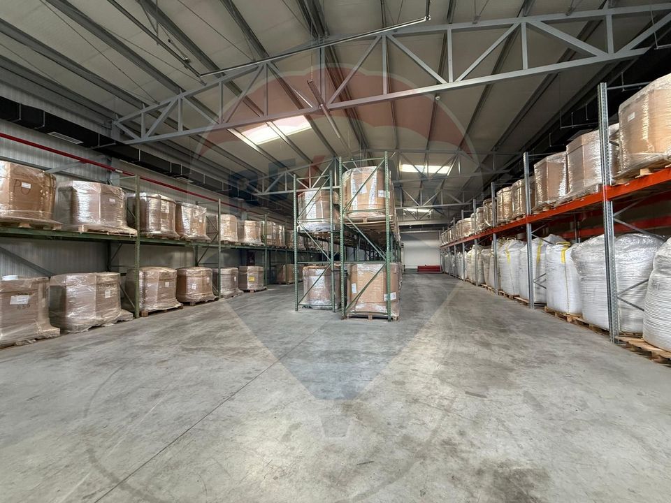 878sq.m Industrial Space for rent