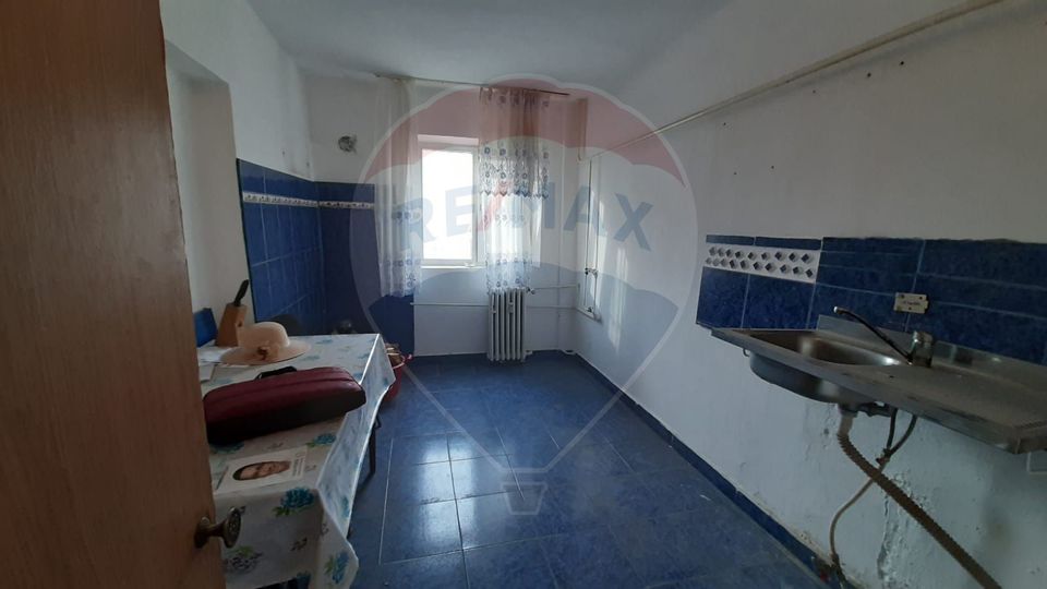 4 room Apartment for sale, Nord-Est area