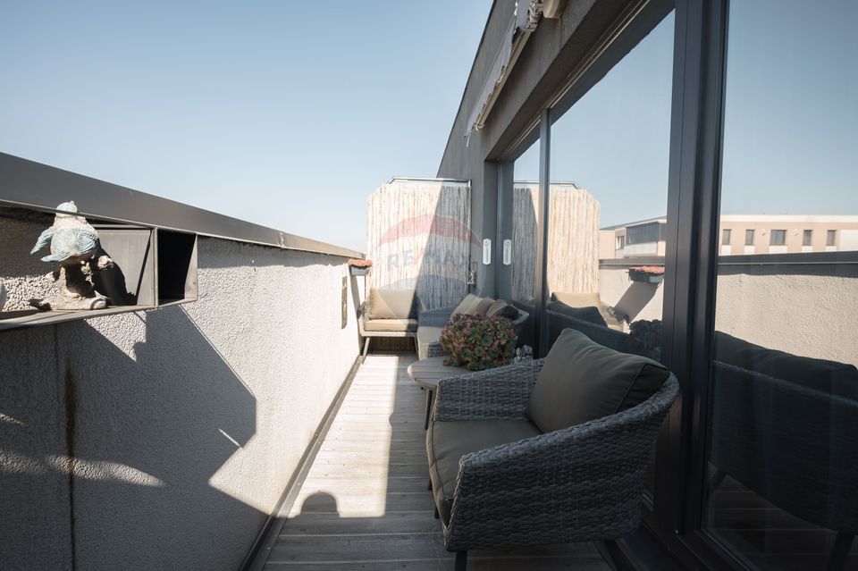 Apartament 3 camere tip duplex cu parcare si boxa la Maurer Residence