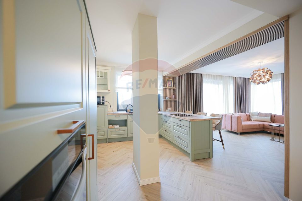 Apartament/Penthouse de Închiriat cu 3 Dormitoare și Terasă, Decebal