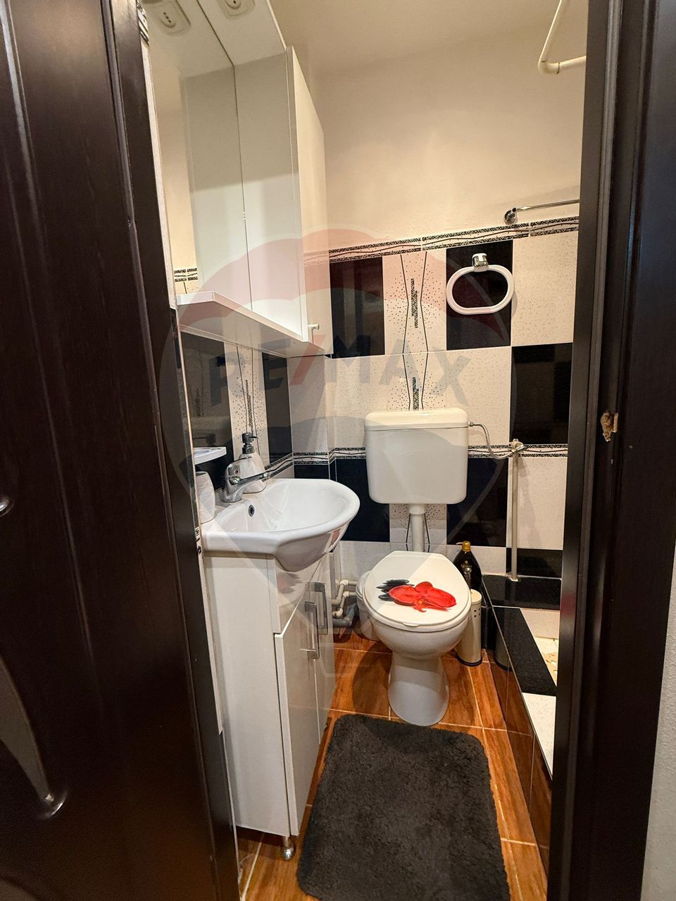 Apartament cu o camera de inchiriat- zona 6 Vanatori