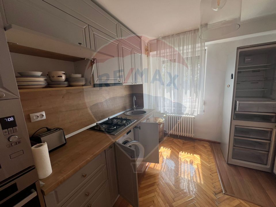 De închiriat Apartament 2 camere  + parcare, Cantemir