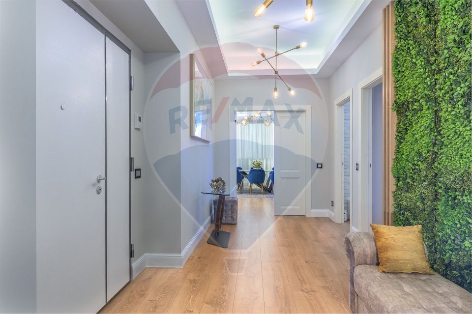 Penthouse with 6 rooms, 2 terraces, 3 parking lots Herastrau area