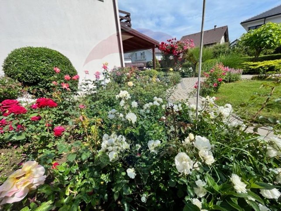 Vilă de închiriat  5 camere str. Gentianei, Sibiu