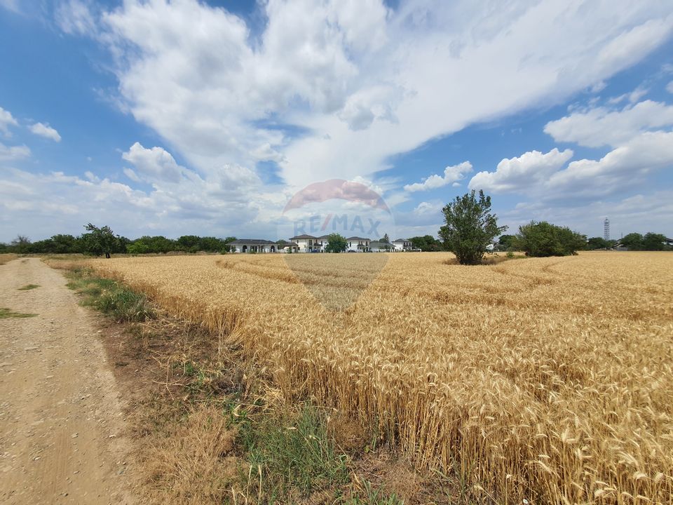 Construction land in Buftea, developing area