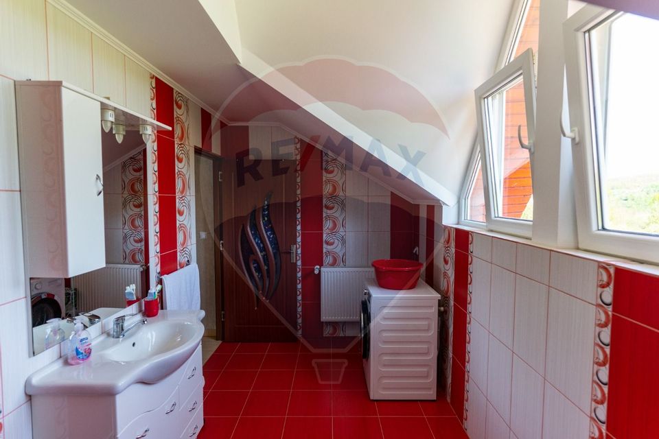 6 room House / Villa for sale