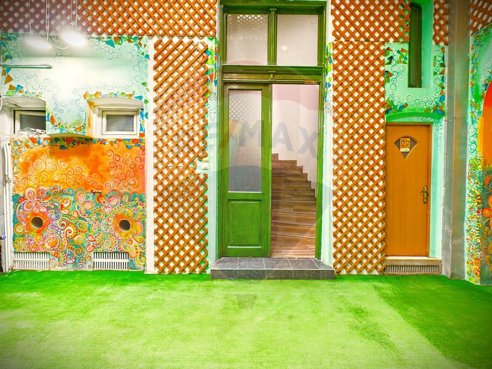 15 room House / Villa for sale, Universitate area