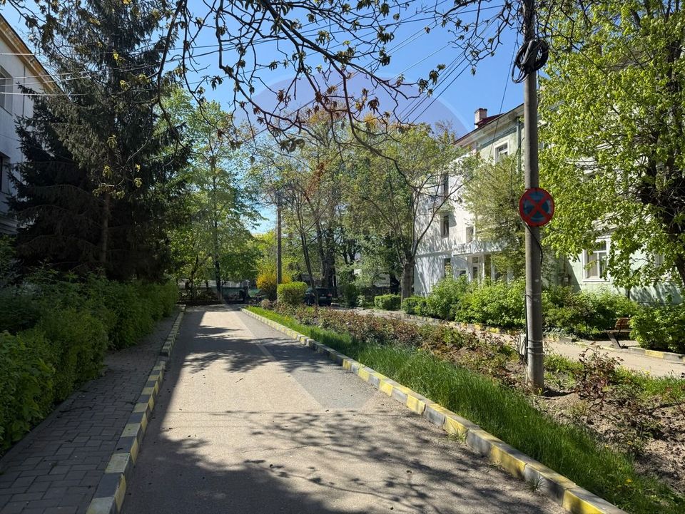 Apartament cu 2 camere de vânzare în zona Centrala