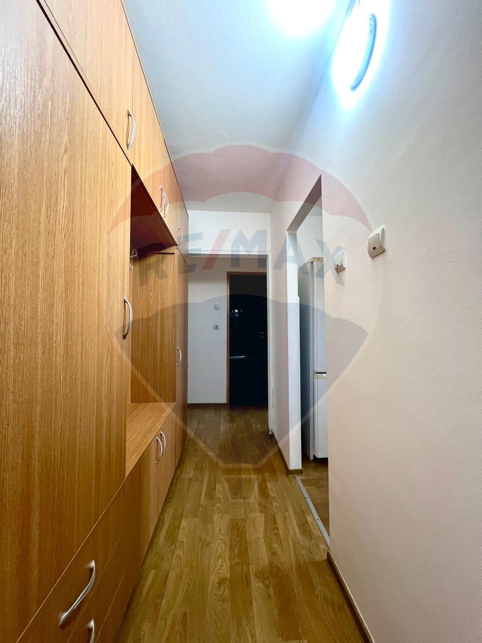 Apartament cu doua camere de inchiriat in zona Mircea Cel Batran