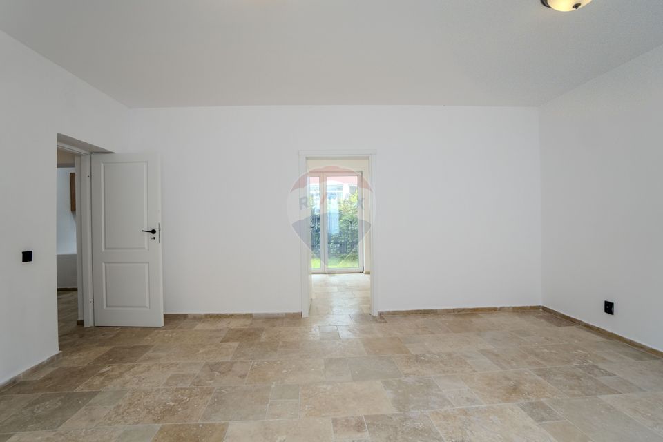 51sq.m Office Space for sale, Centrul Istoric area