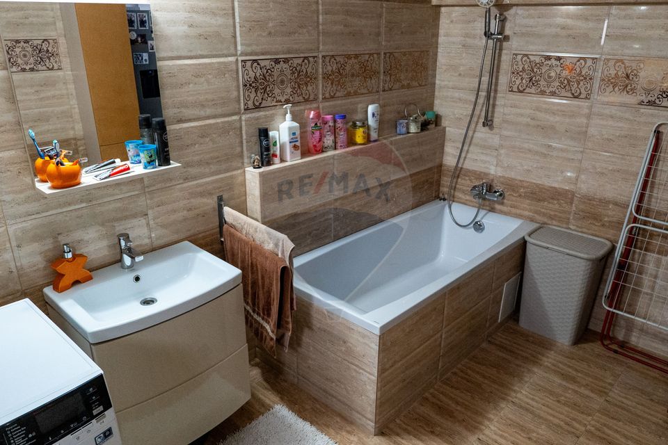 5 room House / Villa for sale, Periferie area