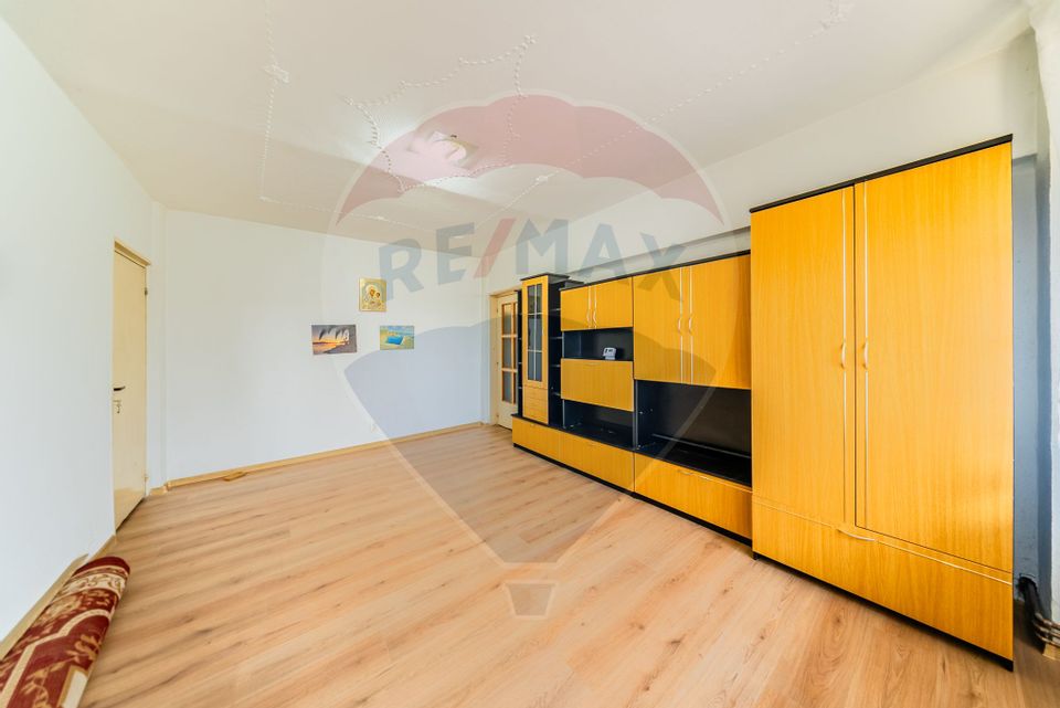 Apartament cu 2 camere de vânzare în zona UTA