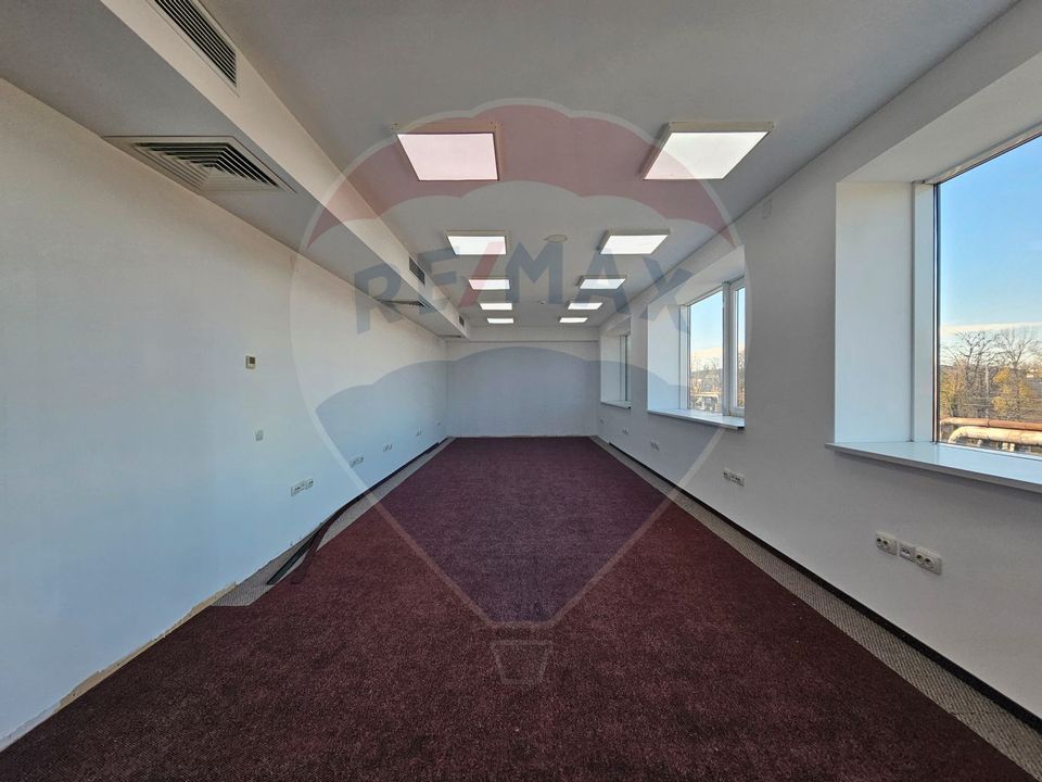 Spatiu birouri de 240 mp în Zona Industriala - Iasi