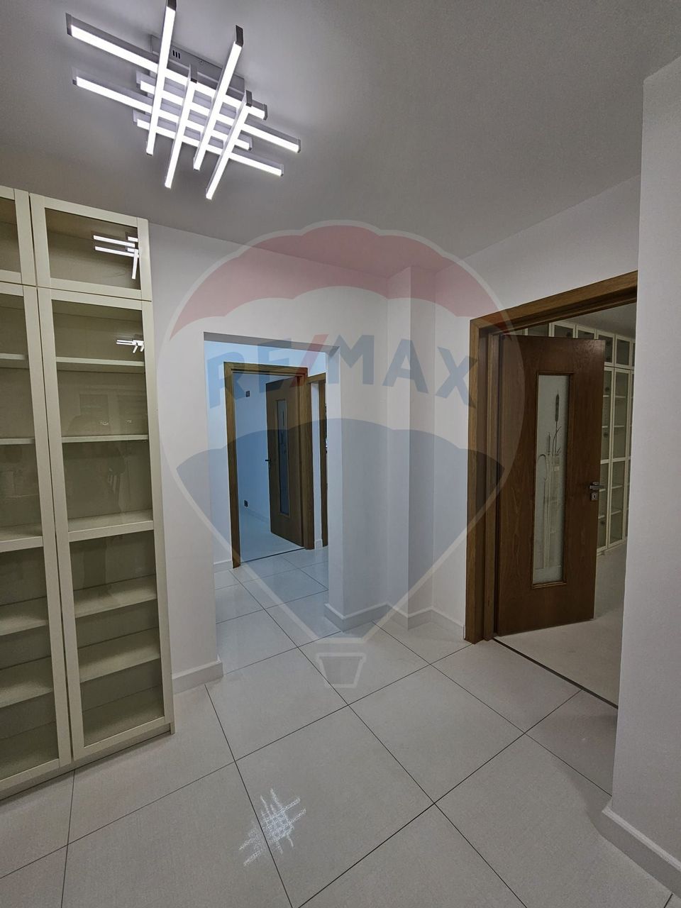 Apartament la parter cu 3 camere ideal pentru cabinet