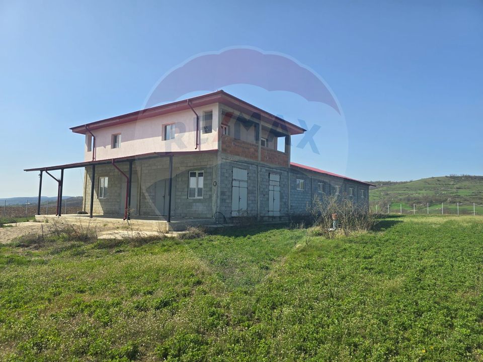 Spațiu industrial de 520mp de vânzare