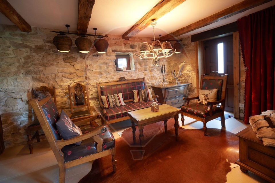 5 room Hotel / Pension for sale