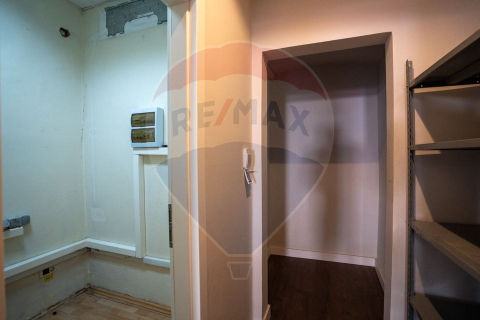 199.7sq.m Commercial Space for rent, Ultracentral area