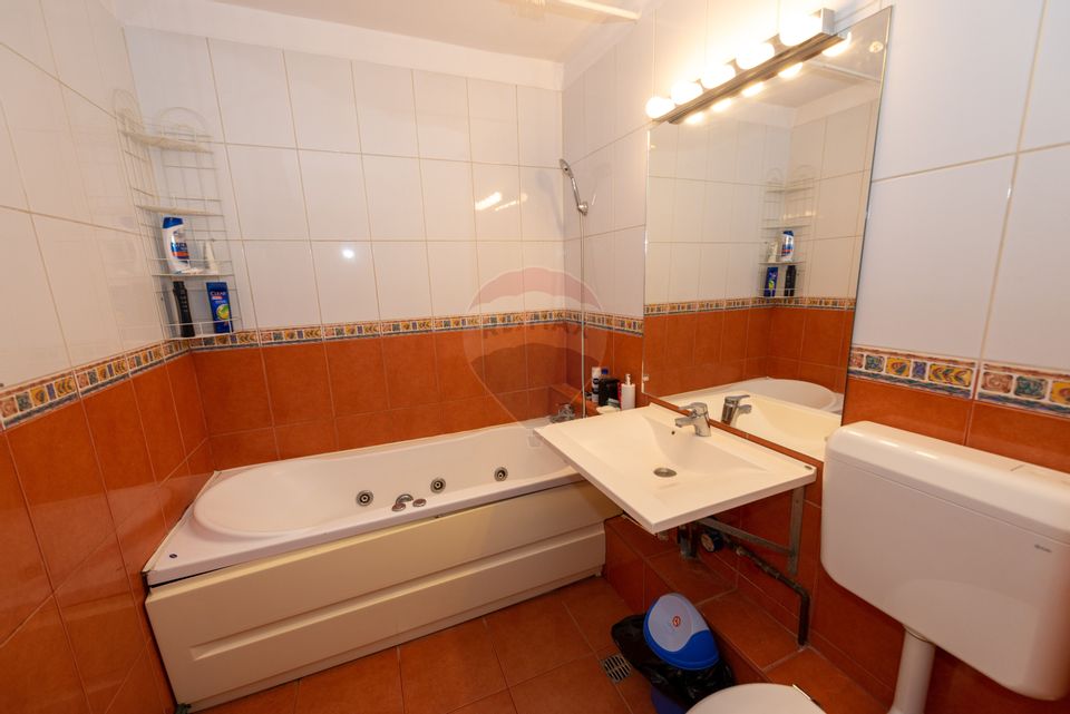 Apartament 2 camere renovat complet cu Centrala Proprie, Mall Vitan