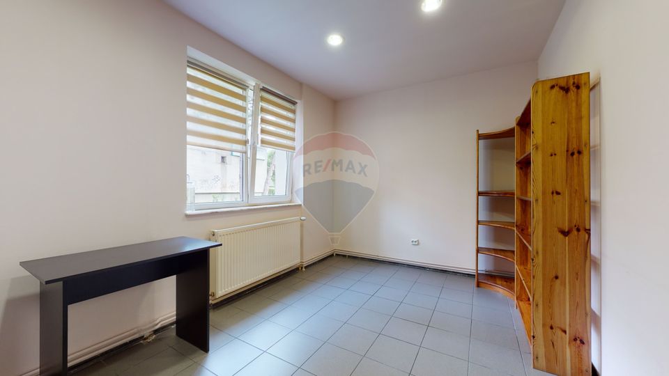 45sq.m Office Space for rent, Centrul Civic area